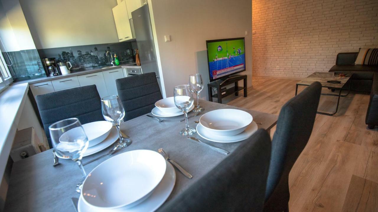 Jdk Apartamenty Serbinowska 53M2 6-Osobowy กาลิช ภายนอก รูปภาพ